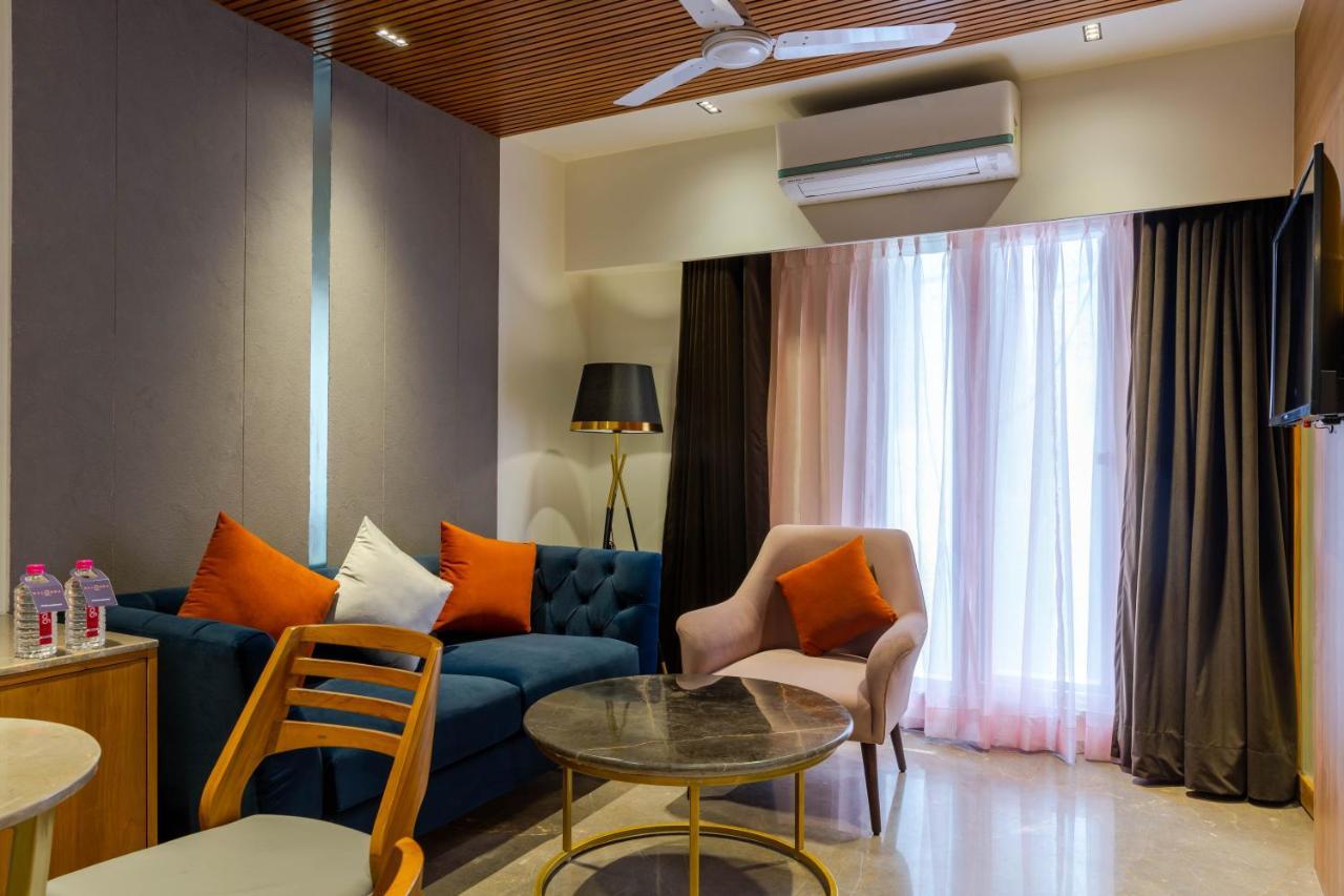 Hotel Nalanda Ahmedabad Buitenkant foto