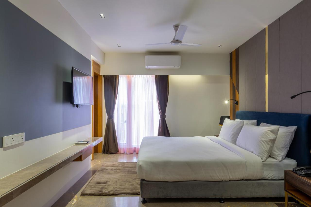 Hotel Nalanda Ahmedabad Buitenkant foto