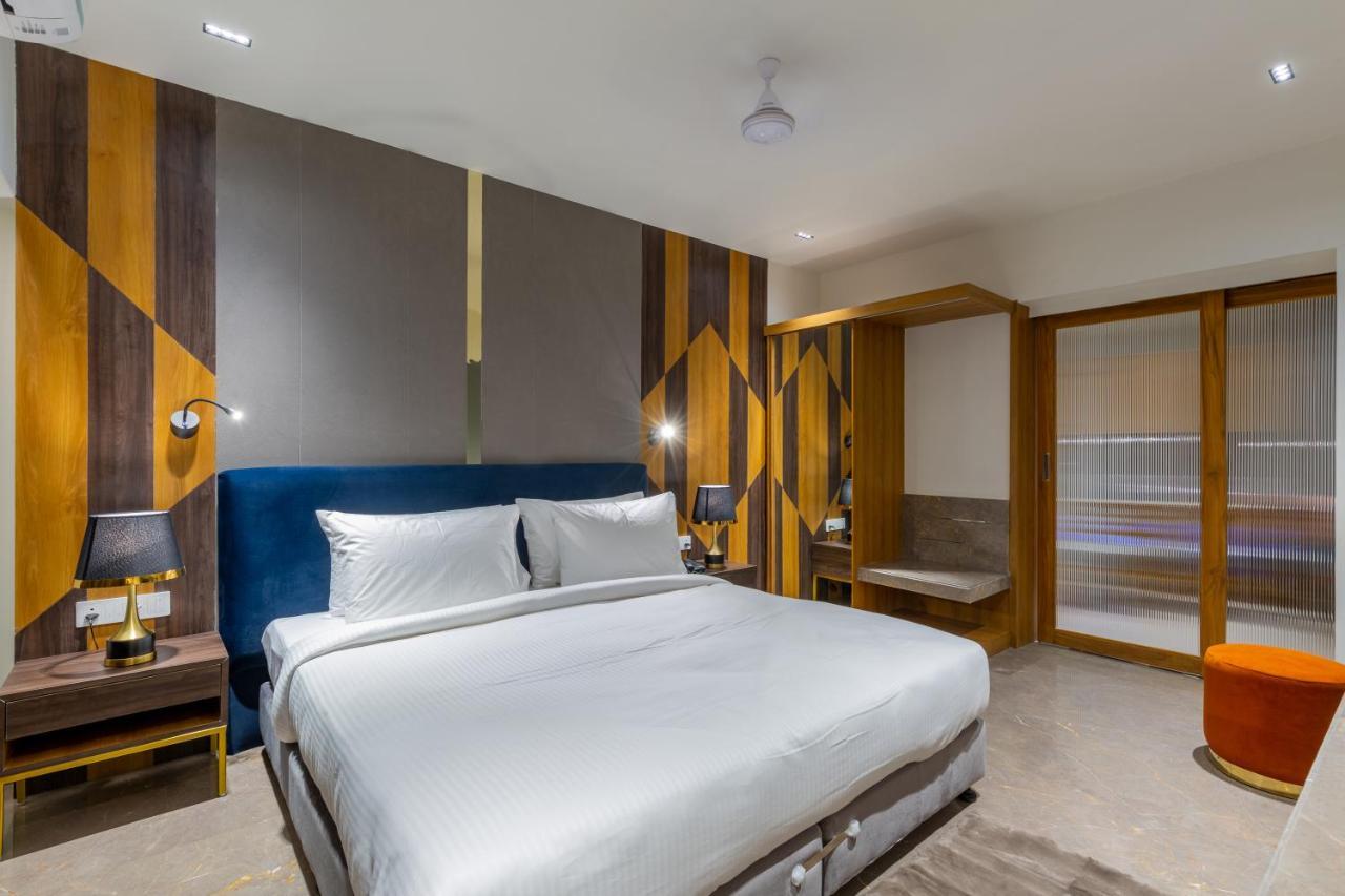 Hotel Nalanda Ahmedabad Buitenkant foto