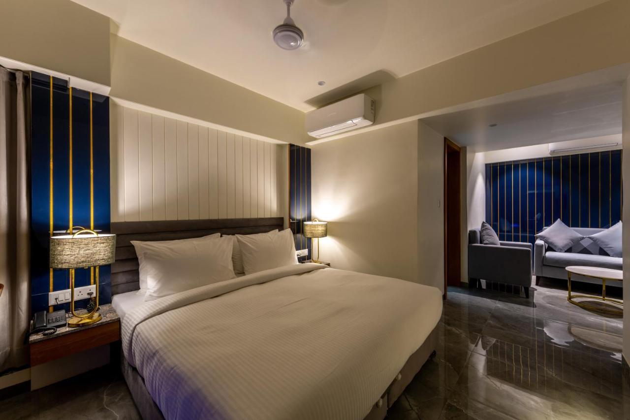 Hotel Nalanda Ahmedabad Buitenkant foto