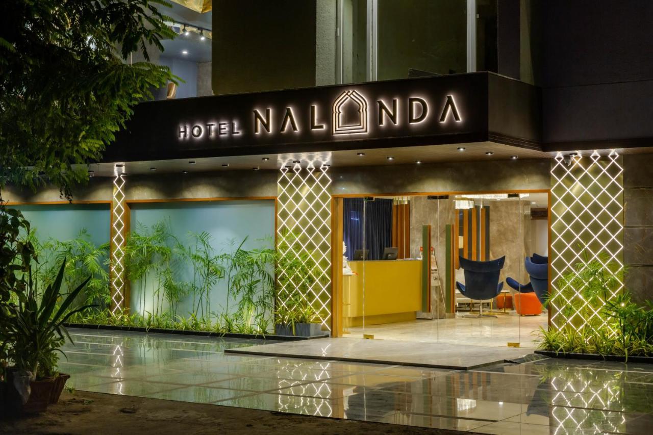 Hotel Nalanda Ahmedabad Buitenkant foto
